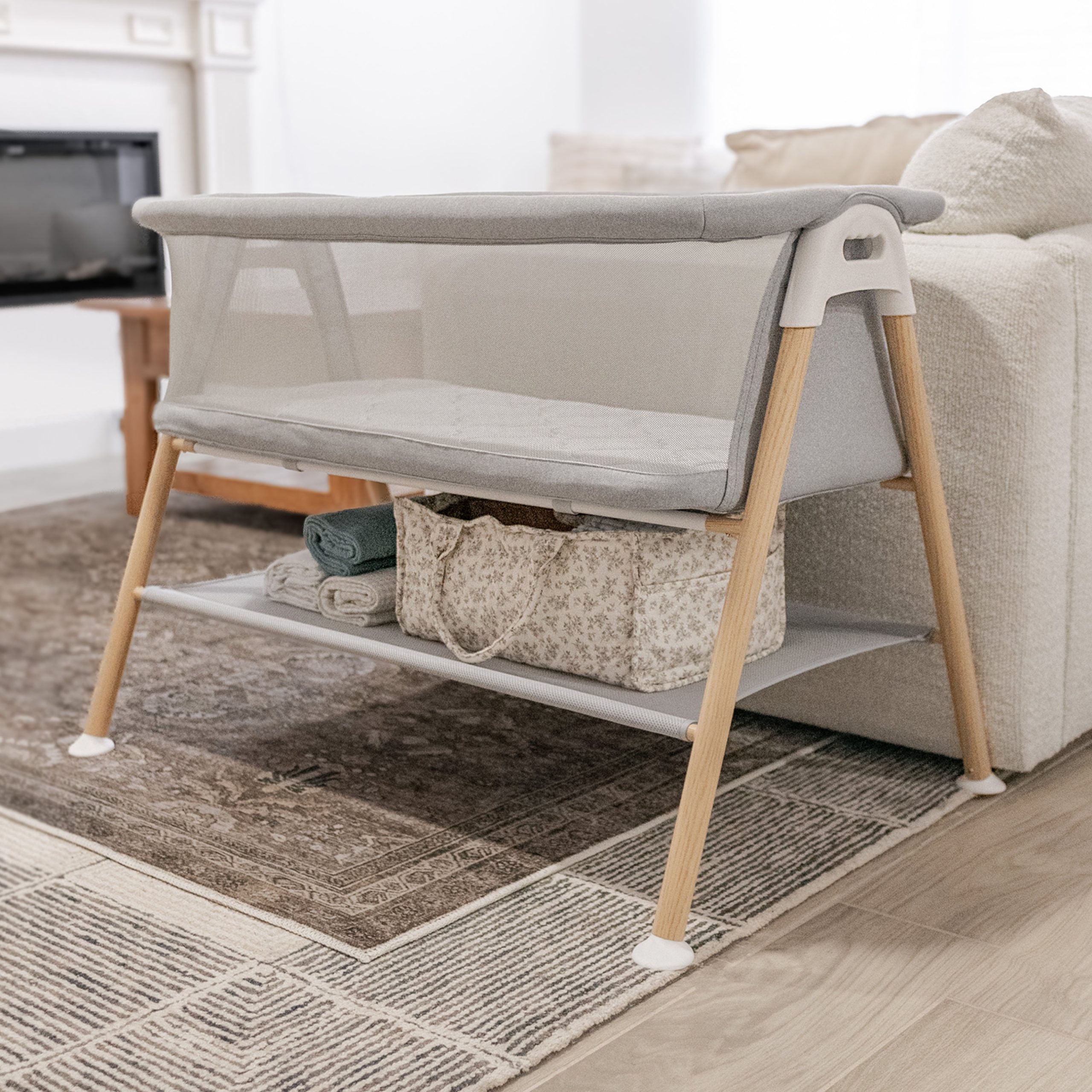 Essential Bassinet - Image 2