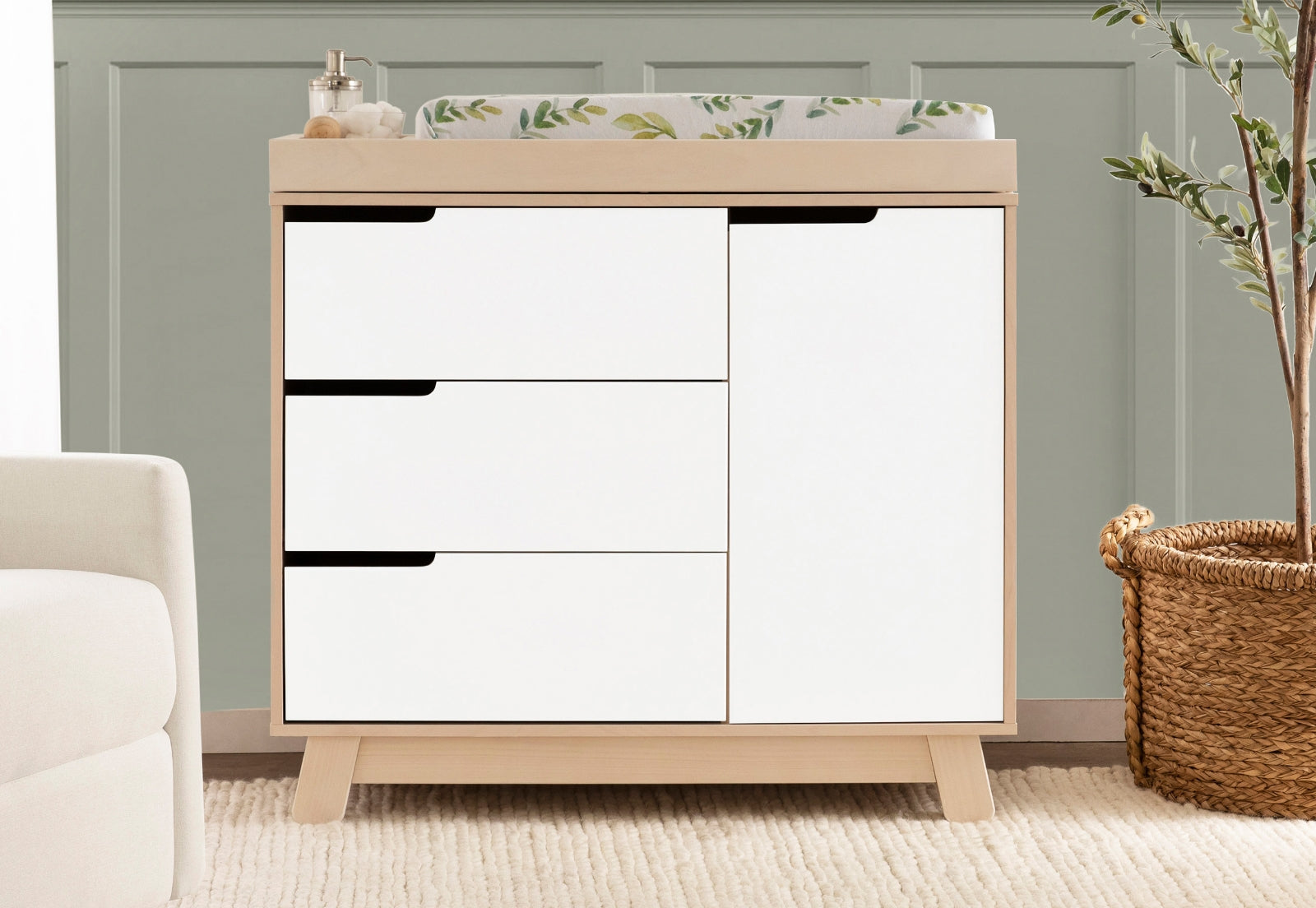 Hudson Convertible Crib - Image 24