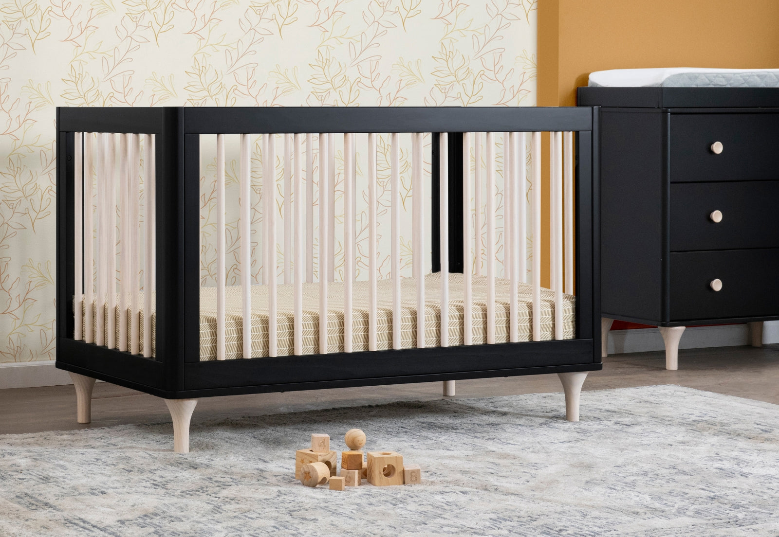 Lolly Convertible Crib - Image 12