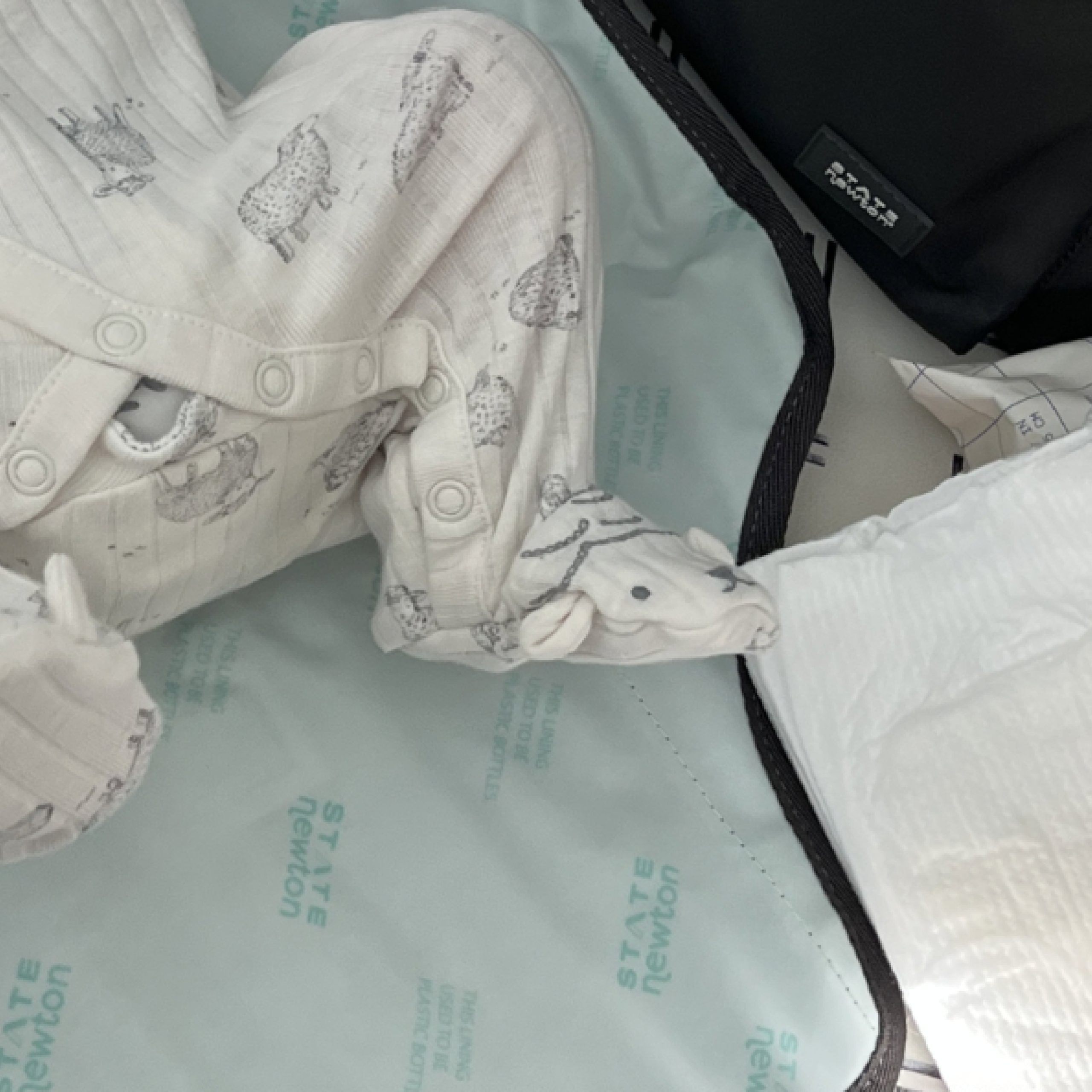 Newton X STATE Lorimer Diaper Bag - Image 8